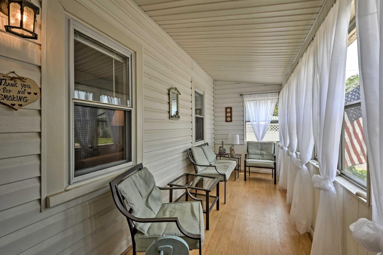 The Blue Crab Cottage - 3 Blocks From The Beach! Colonial Beach Eksteriør billede